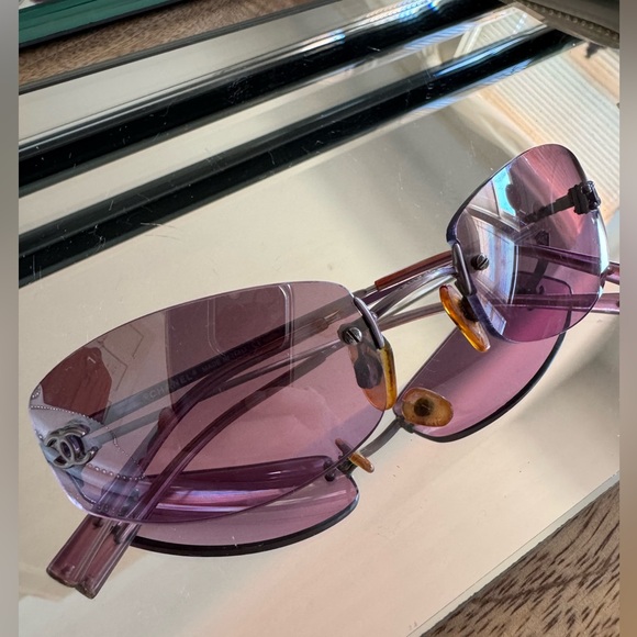Chanel 2000s Pink Sunglasses Y2K - Picture 1 of 10